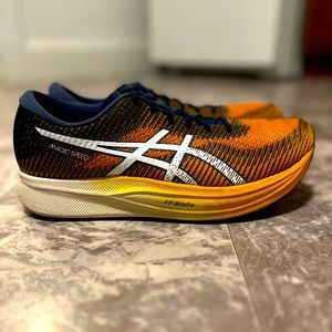 ASICS Magic Speed 2